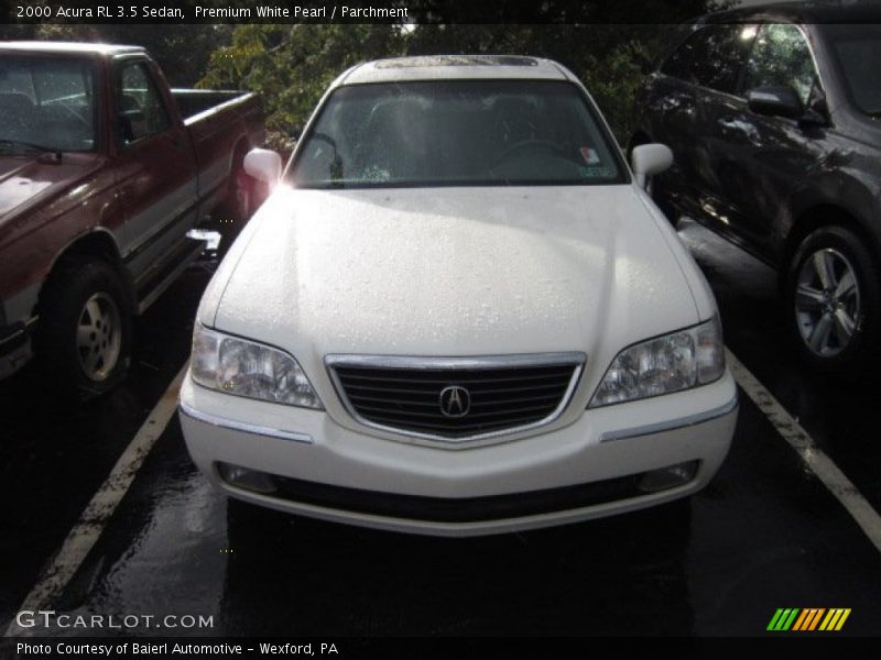 Premium White Pearl / Parchment 2000 Acura RL 3.5 Sedan