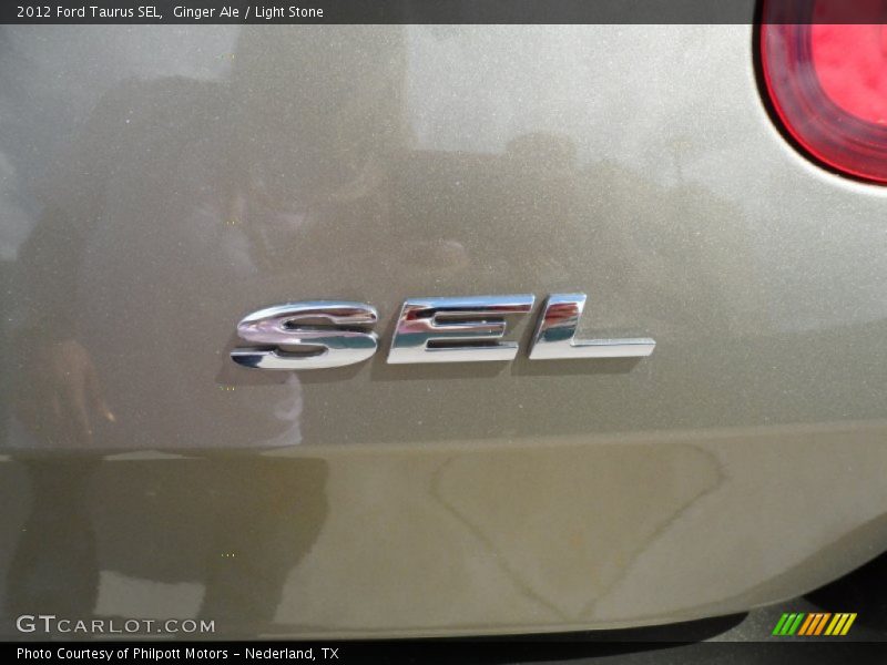  2012 Taurus SEL Logo