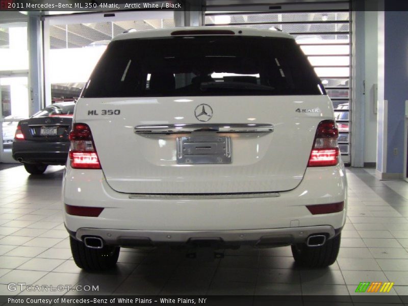 Arctic White / Black 2011 Mercedes-Benz ML 350 4Matic