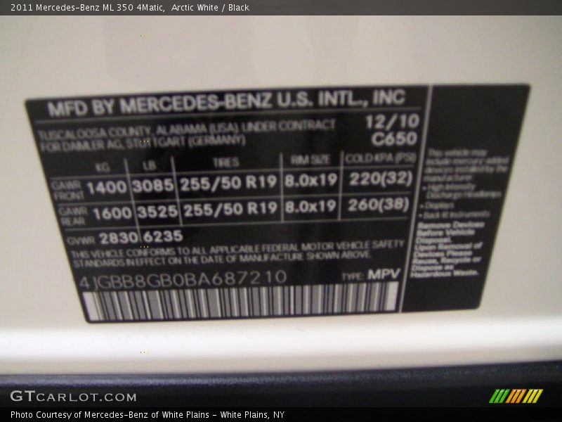 Arctic White / Black 2011 Mercedes-Benz ML 350 4Matic