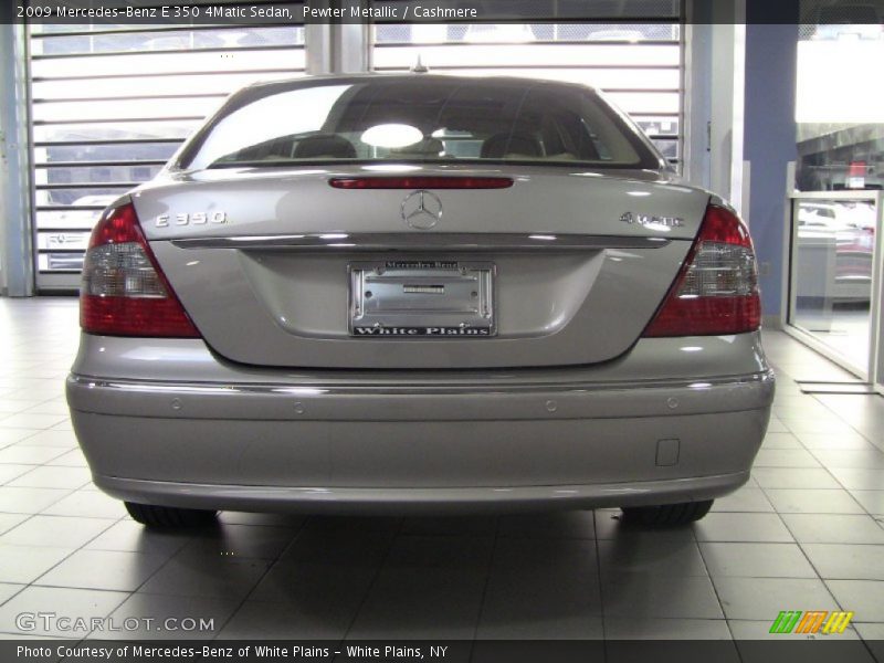 Pewter Metallic / Cashmere 2009 Mercedes-Benz E 350 4Matic Sedan