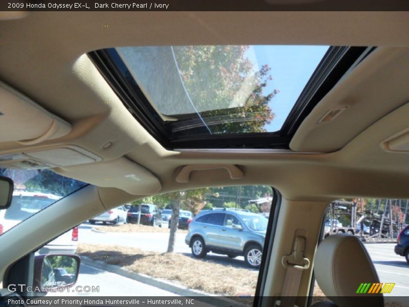 Dark Cherry Pearl / Ivory 2009 Honda Odyssey EX-L