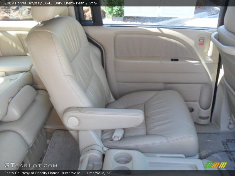 Dark Cherry Pearl / Ivory 2009 Honda Odyssey EX-L