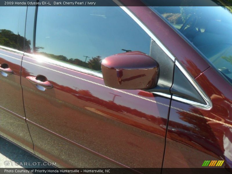 Dark Cherry Pearl / Ivory 2009 Honda Odyssey EX-L