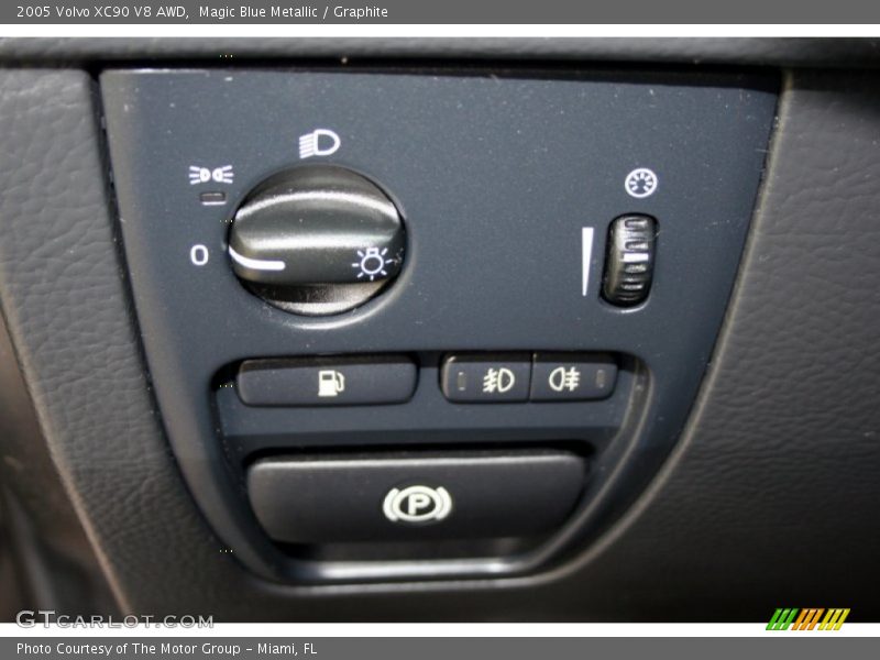 Magic Blue Metallic / Graphite 2005 Volvo XC90 V8 AWD