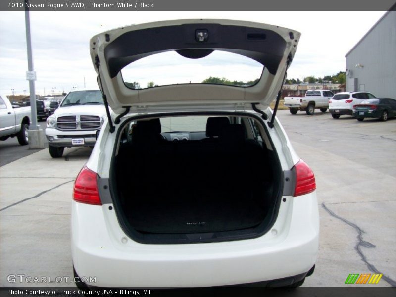 Phantom White / Black 2010 Nissan Rogue S AWD