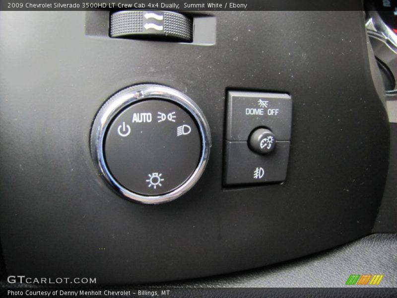 Controls of 2009 Silverado 3500HD LT Crew Cab 4x4 Dually