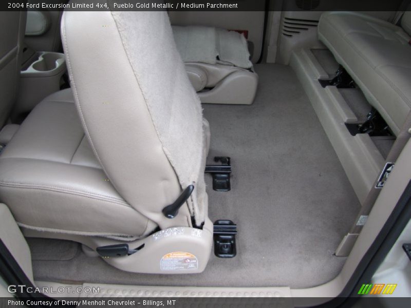 Pueblo Gold Metallic / Medium Parchment 2004 Ford Excursion Limited 4x4