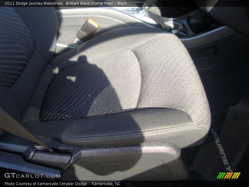 Brilliant Black Crystal Pearl / Black 2011 Dodge Journey Mainstreet