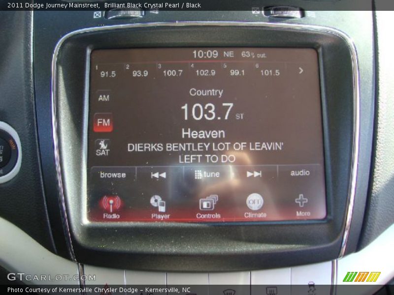 Brilliant Black Crystal Pearl / Black 2011 Dodge Journey Mainstreet