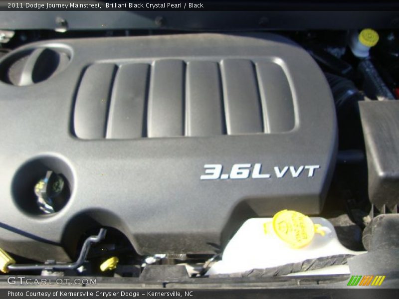 Brilliant Black Crystal Pearl / Black 2011 Dodge Journey Mainstreet