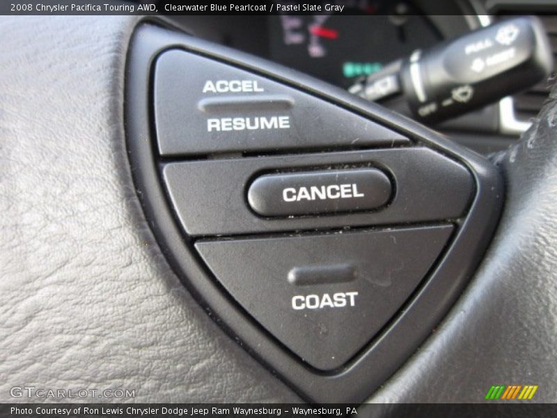 Controls of 2008 Pacifica Touring AWD