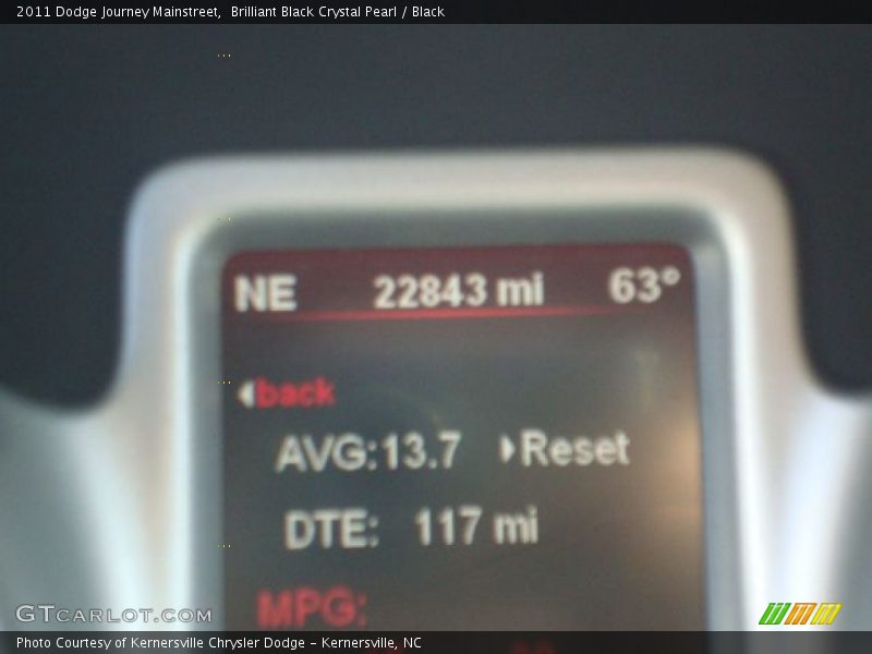 Brilliant Black Crystal Pearl / Black 2011 Dodge Journey Mainstreet