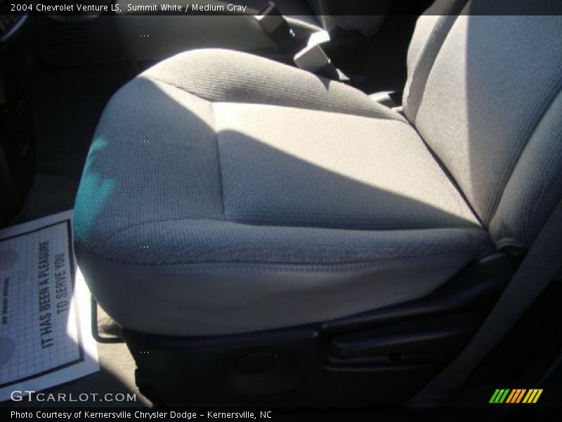 Summit White / Medium Gray 2004 Chevrolet Venture LS