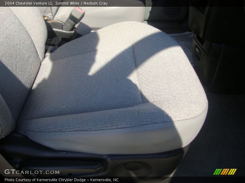 Summit White / Medium Gray 2004 Chevrolet Venture LS