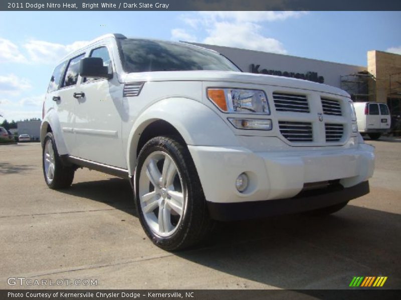 Bright White / Dark Slate Gray 2011 Dodge Nitro Heat