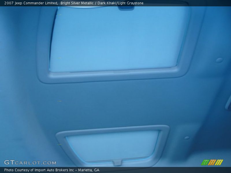 Bright Silver Metallic / Dark Khaki/Light Graystone 2007 Jeep Commander Limited