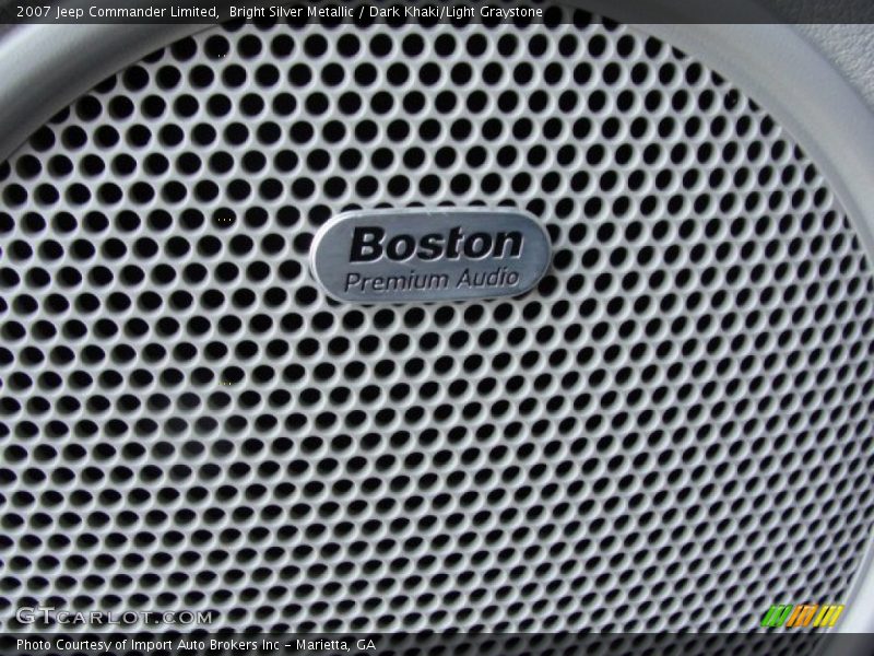 Audio System of 2007 Commander Limited