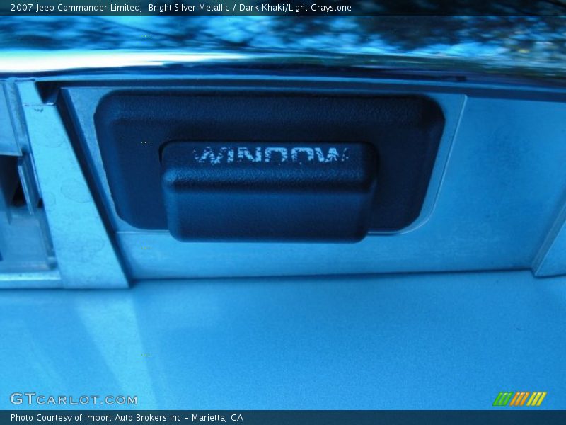 Bright Silver Metallic / Dark Khaki/Light Graystone 2007 Jeep Commander Limited
