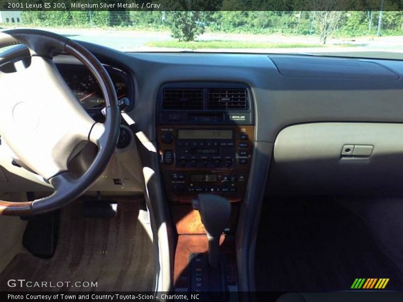 Millenium Silver Metallic / Gray 2001 Lexus ES 300