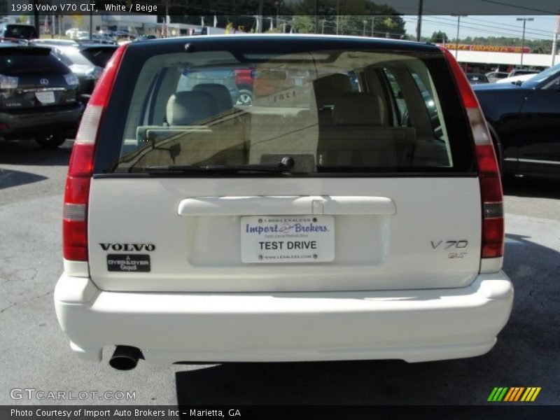 White / Beige 1998 Volvo V70 GLT