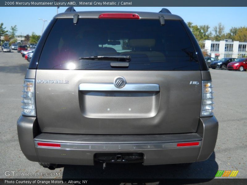 Mineral Grey Metallic / Camel 2006 Mercury Mountaineer Luxury AWD