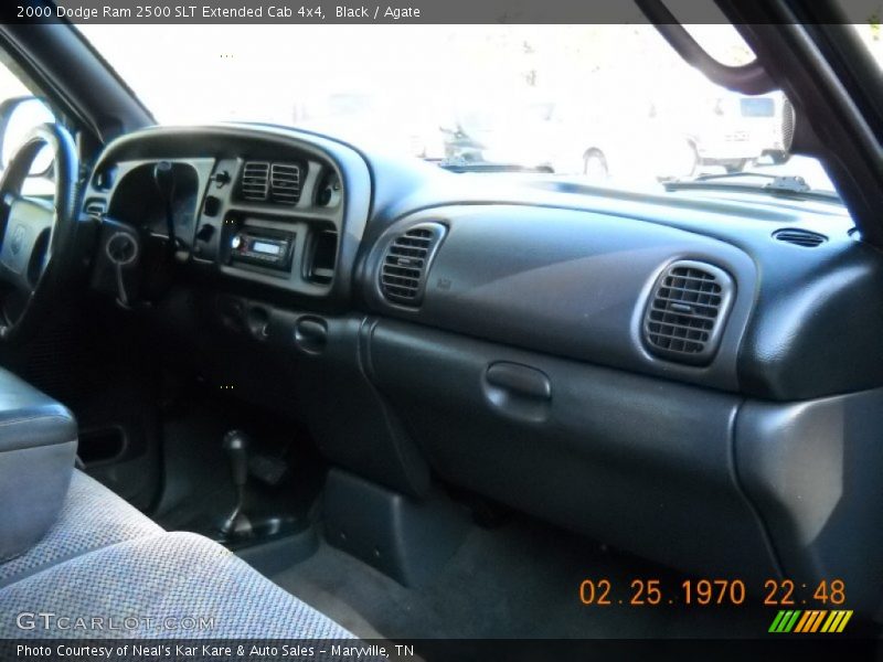 Black / Agate 2000 Dodge Ram 2500 SLT Extended Cab 4x4
