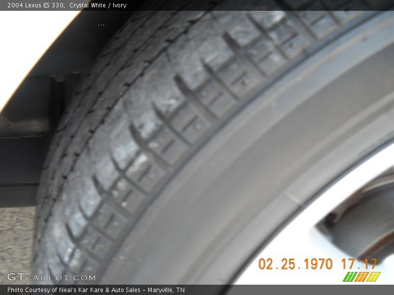 Crystal White / Ivory 2004 Lexus ES 330