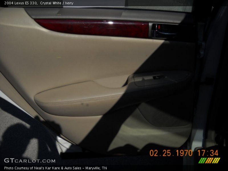 Crystal White / Ivory 2004 Lexus ES 330