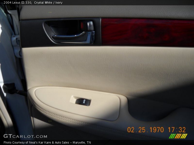 Crystal White / Ivory 2004 Lexus ES 330