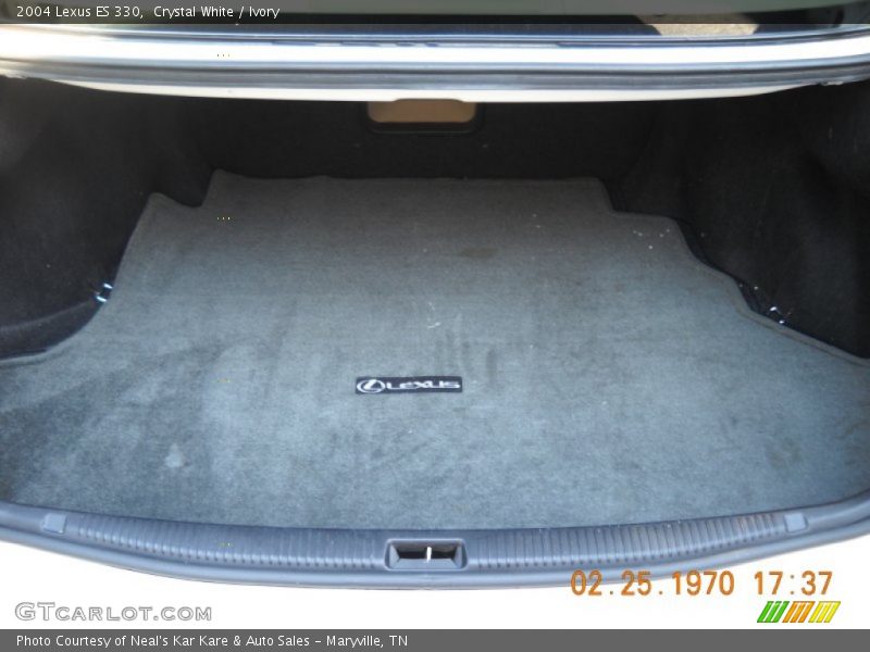 Crystal White / Ivory 2004 Lexus ES 330