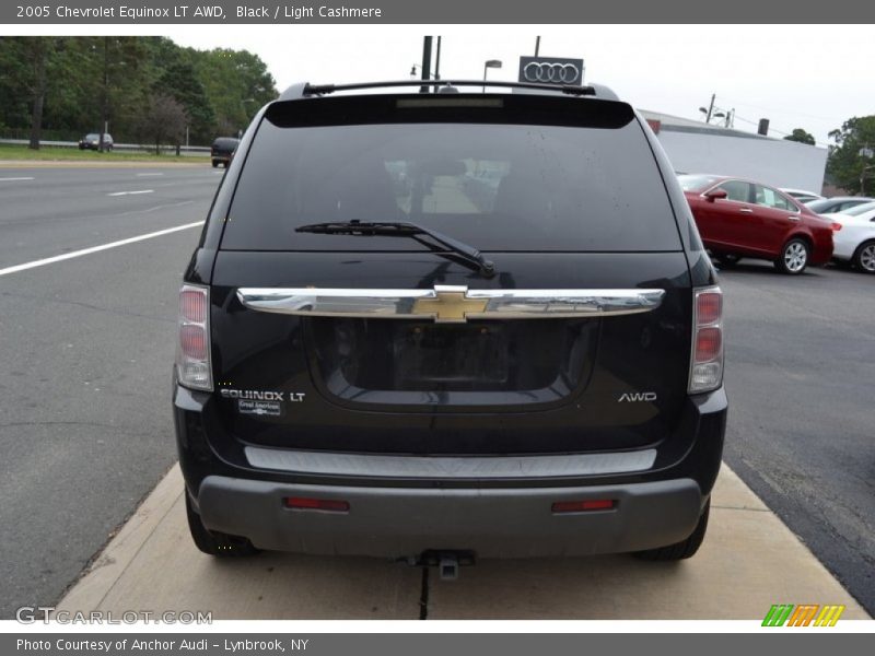Black / Light Cashmere 2005 Chevrolet Equinox LT AWD