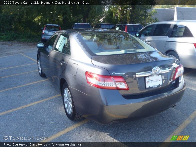 Magnetic Gray Metallic / Ash Gray 2010 Toyota Camry XLE