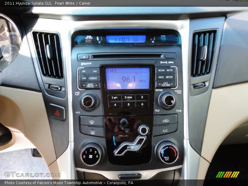Pearl White / Camel 2011 Hyundai Sonata GLS