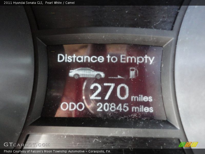 Pearl White / Camel 2011 Hyundai Sonata GLS