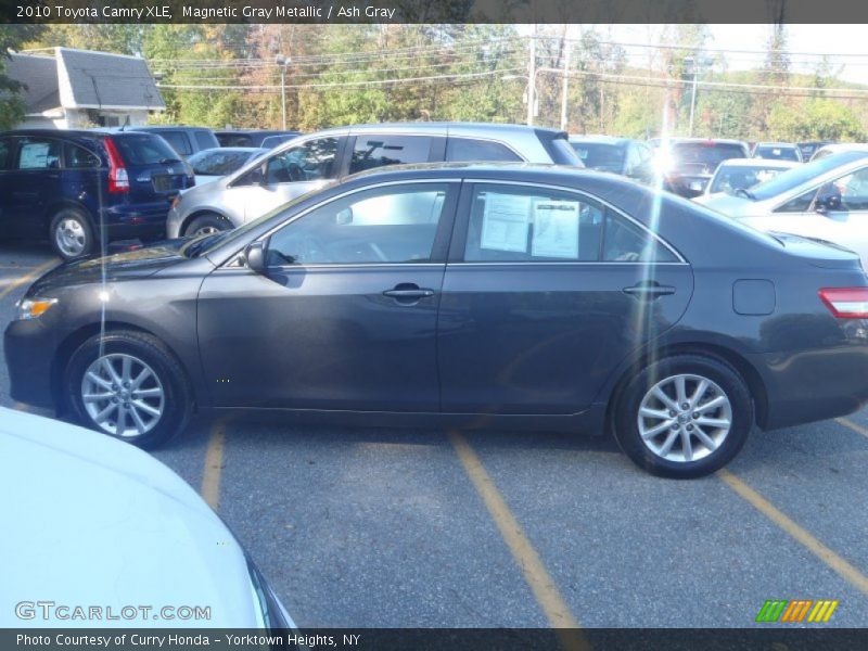 Magnetic Gray Metallic / Ash Gray 2010 Toyota Camry XLE