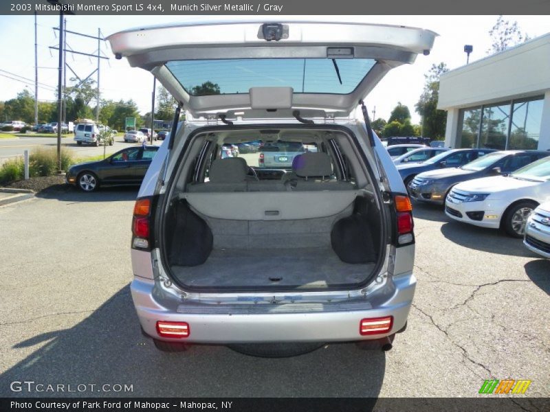  2003 Montero Sport LS 4x4 Trunk