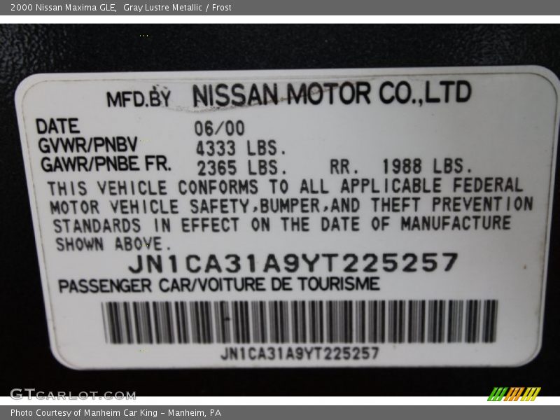 Gray Lustre Metallic / Frost 2000 Nissan Maxima GLE