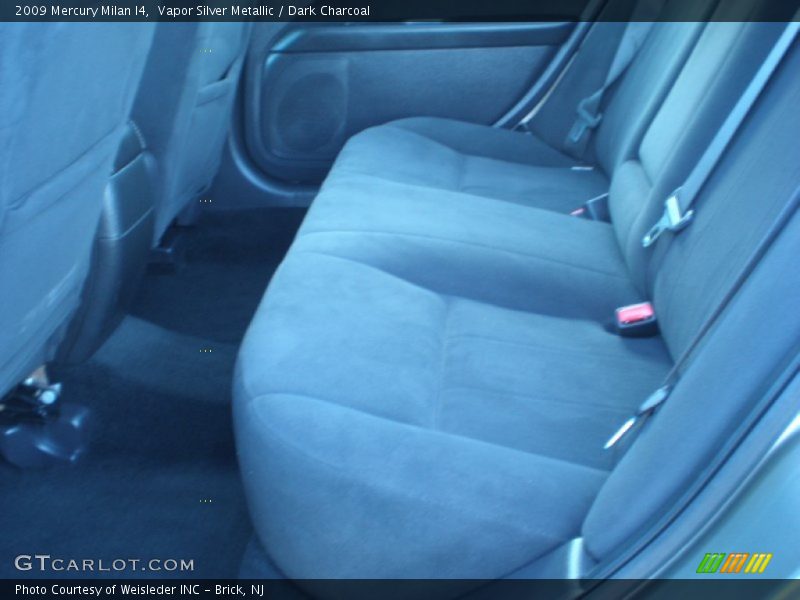 Vapor Silver Metallic / Dark Charcoal 2009 Mercury Milan I4