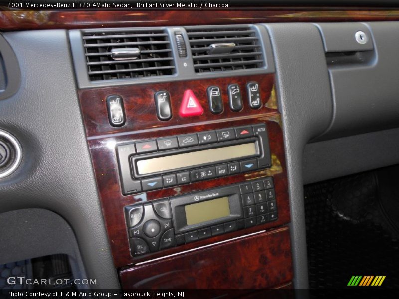 Controls of 2001 E 320 4Matic Sedan
