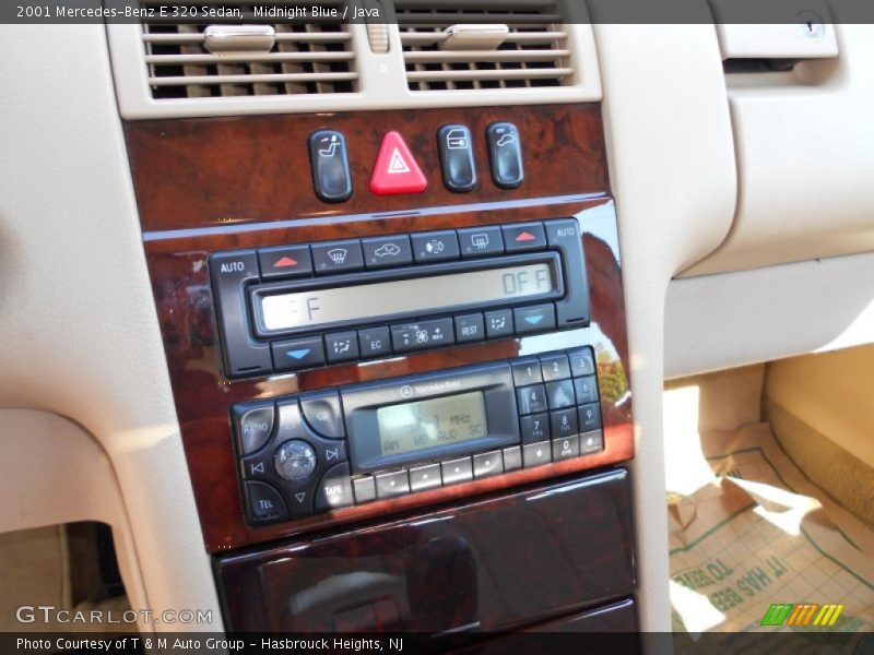 Midnight Blue / Java 2001 Mercedes-Benz E 320 Sedan