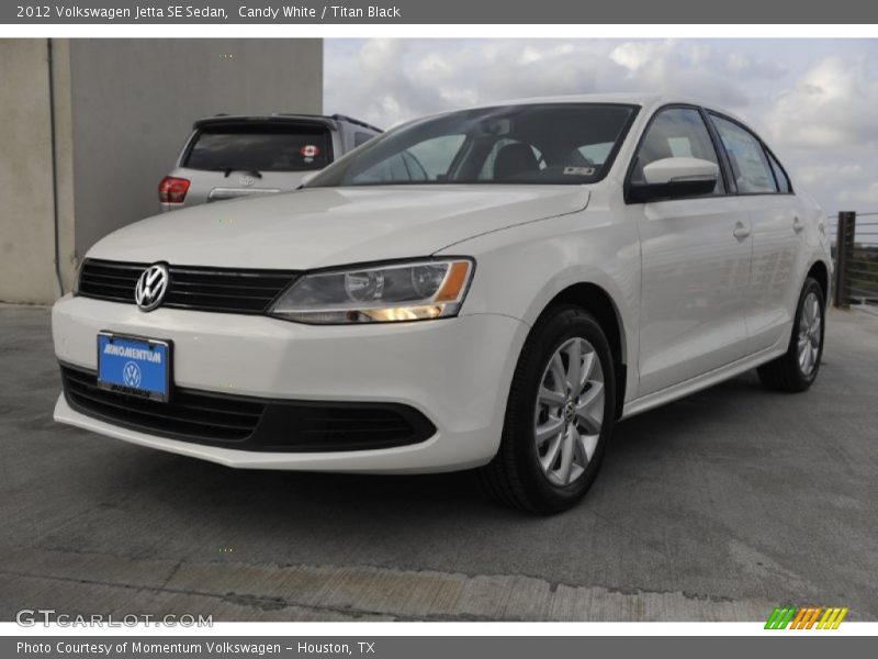 Candy White / Titan Black 2012 Volkswagen Jetta SE Sedan