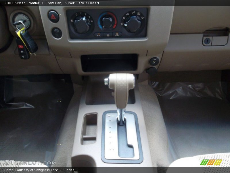  2007 Frontier LE Crew Cab 5 Speed Automatic Shifter