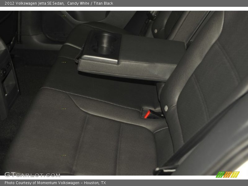 Candy White / Titan Black 2012 Volkswagen Jetta SE Sedan