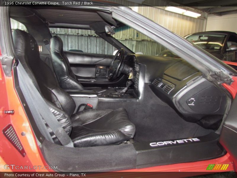 Torch Red / Black 1996 Chevrolet Corvette Coupe