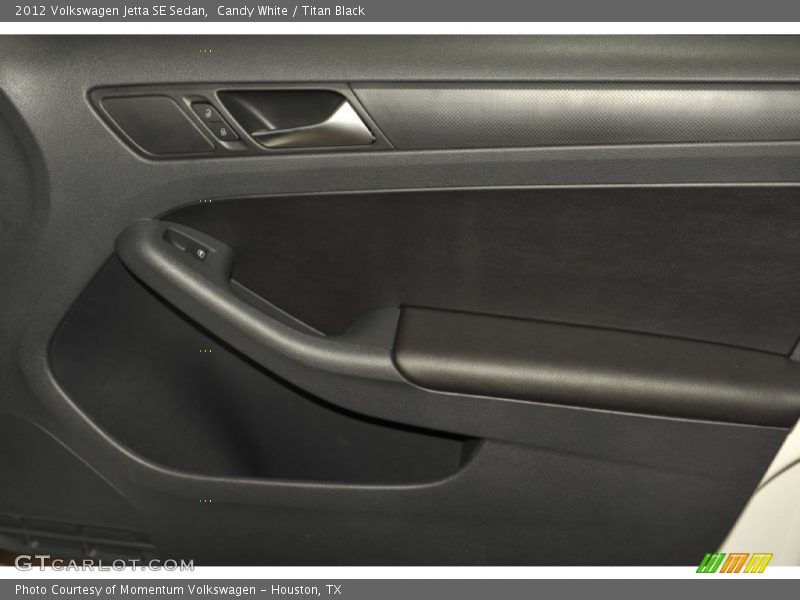 Candy White / Titan Black 2012 Volkswagen Jetta SE Sedan