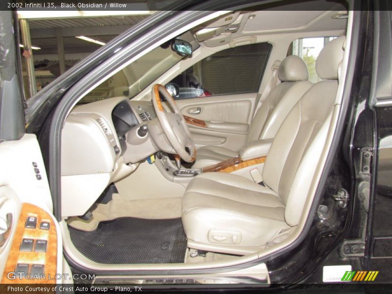 Black Obsidian / Willow 2002 Infiniti I 35
