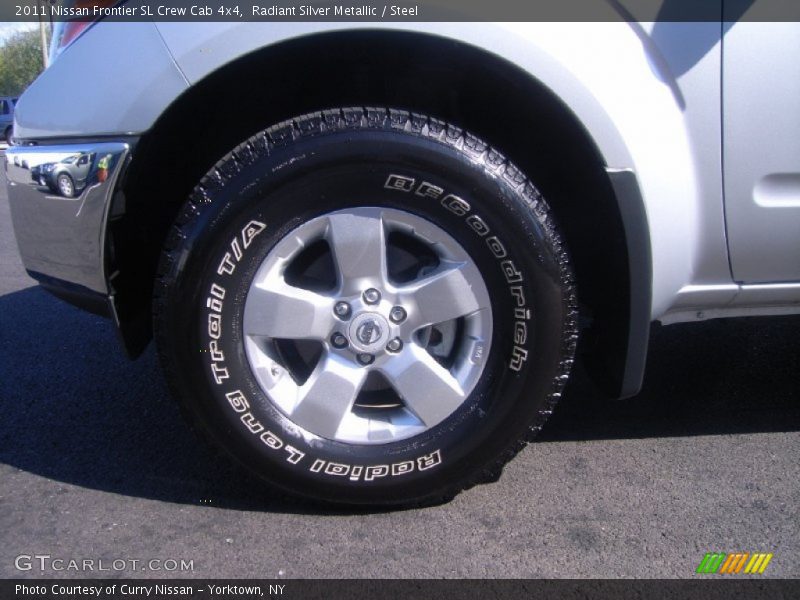 Radiant Silver Metallic / Steel 2011 Nissan Frontier SL Crew Cab 4x4