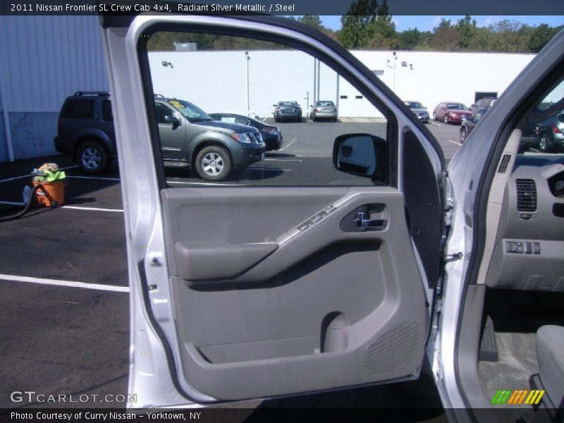 Radiant Silver Metallic / Steel 2011 Nissan Frontier SL Crew Cab 4x4