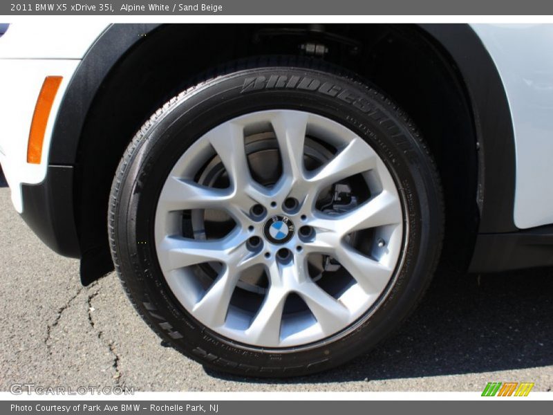 Alpine White / Sand Beige 2011 BMW X5 xDrive 35i